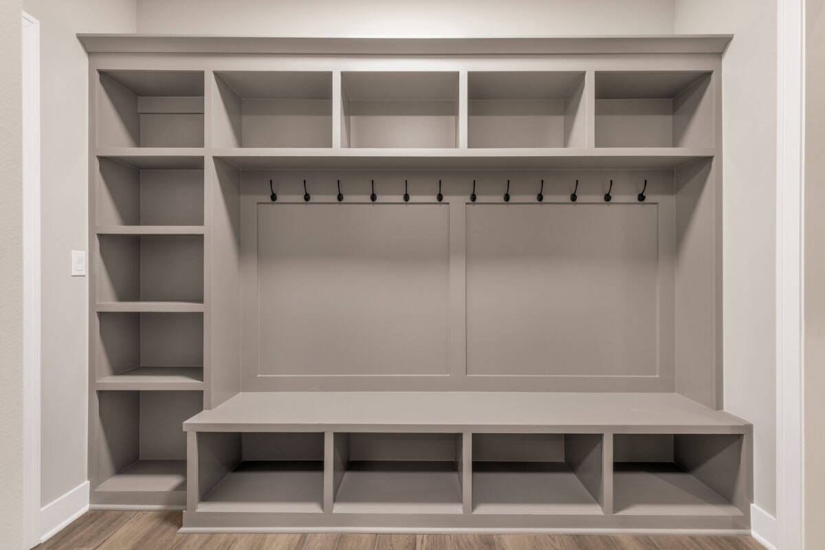 Mudroom Bench With Cubbies And Shelving