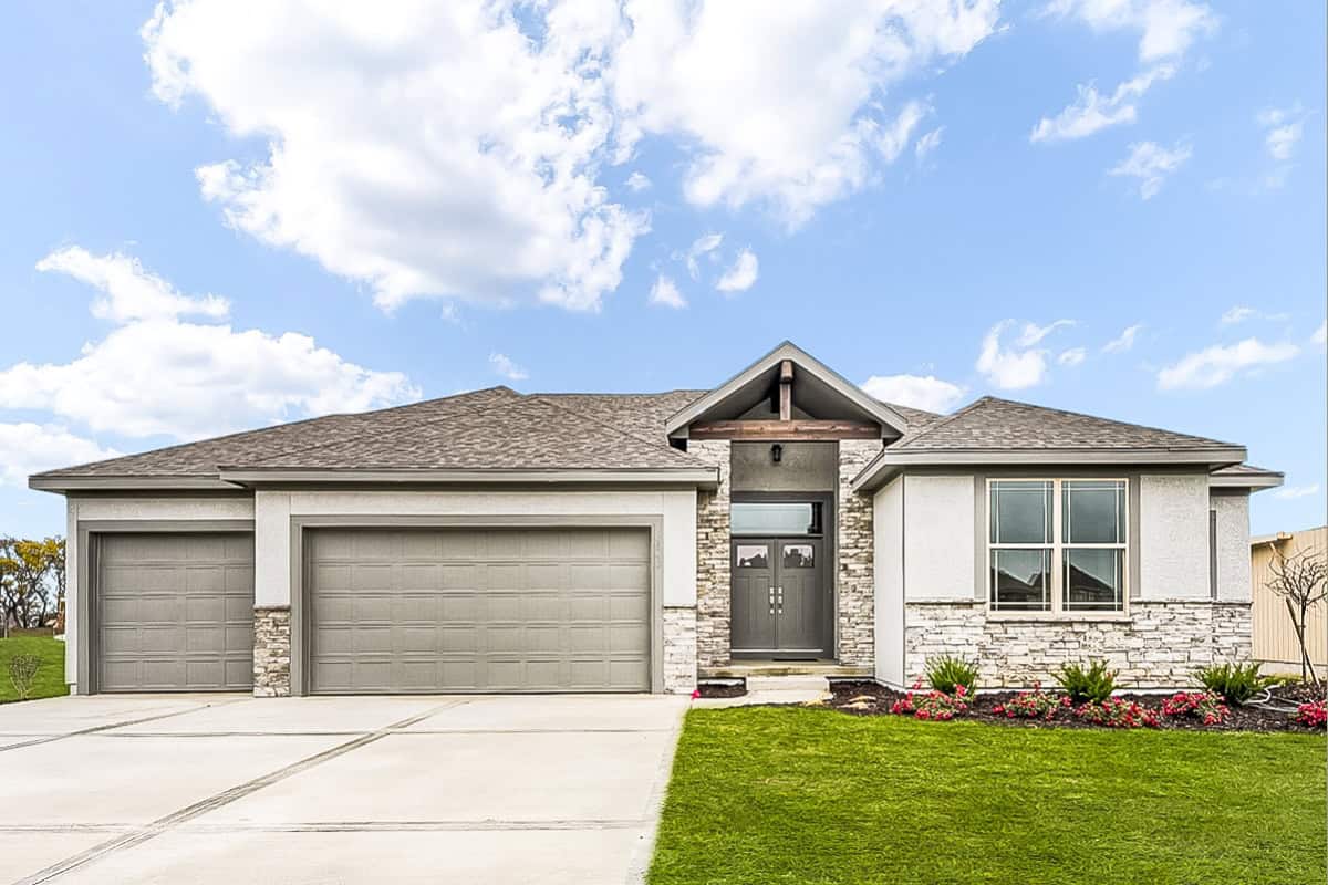 Verona III Exterior Shot